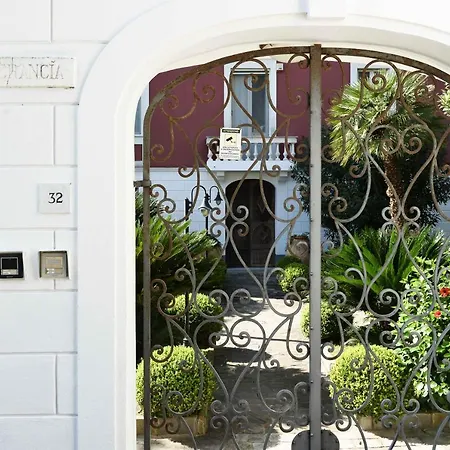 Dimora Holiday home